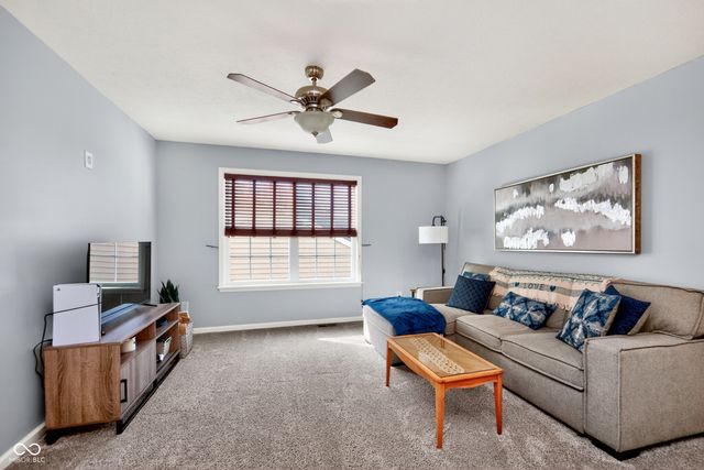 5783 Blue Sky Drive, Whitestown, IN 46075