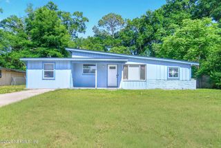 1629 LOUVRE Drive, Jacksonville, FL 32221