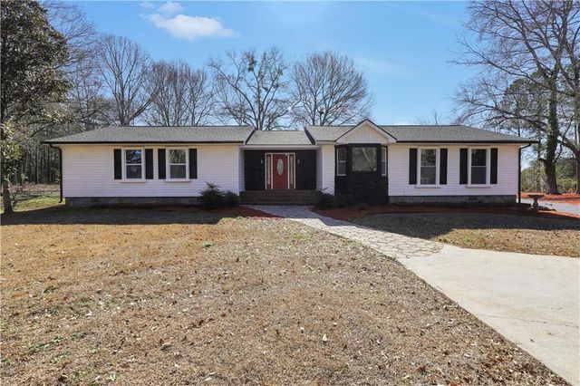 140 Heritage Circle, Mcdonough, GA 30253