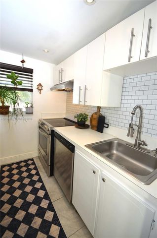 7561 NW 16th Street 2303, Plantation, FL 33313
