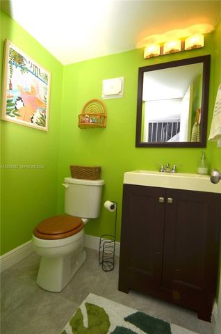 7561 NW 16th Street 2303, Plantation, FL 33313