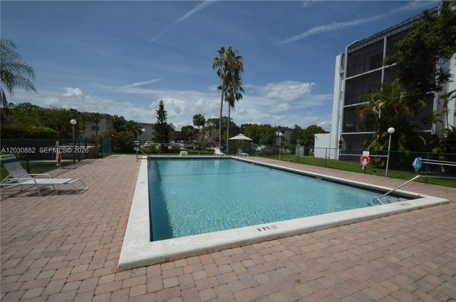 7561 NW 16th Street 2303, Plantation, FL 33313