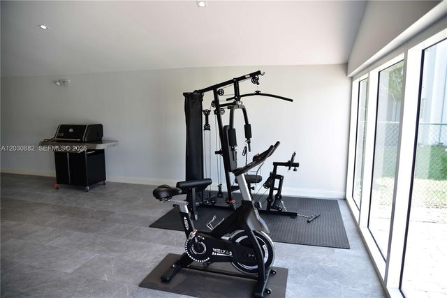 7561 NW 16th Street 2303, Plantation, FL 33313
