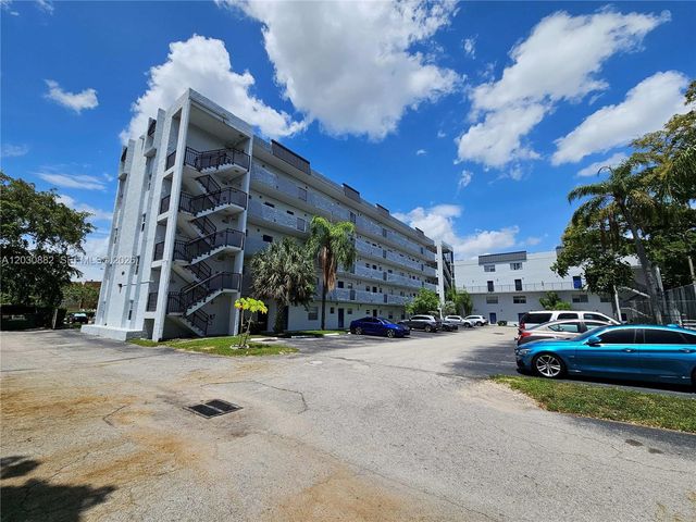 7561 NW 16th Street 2303, Plantation, FL 33313