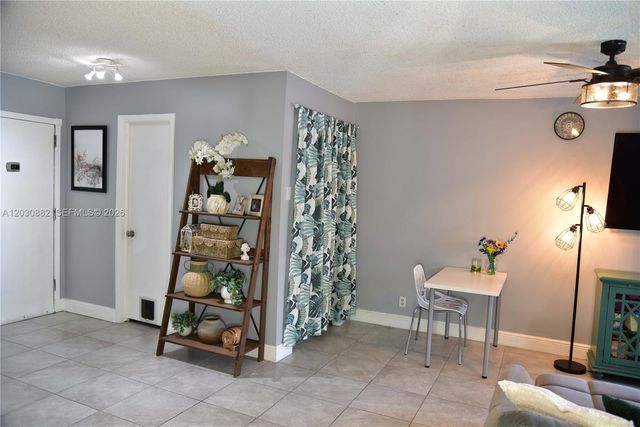 7561 NW 16th Street 2303, Plantation, FL 33313