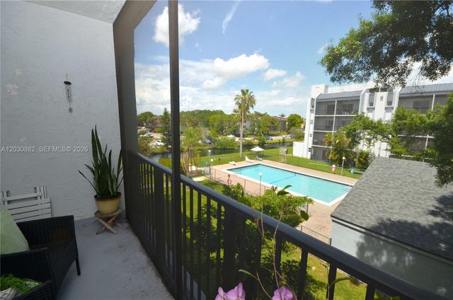 7561 NW 16th Street 2303, Plantation, FL 33313