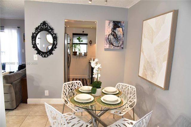 7561 NW 16th Street 2303, Plantation, FL 33313