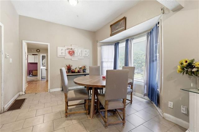 2202 Wood Avenue, Kansas City, KS 66104