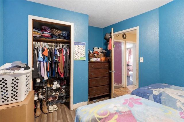 2202 Wood Avenue, Kansas City, KS 66104