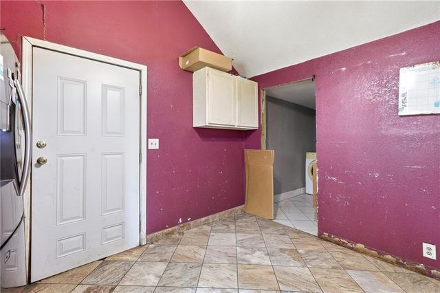 2202 Wood Avenue, Kansas City, KS 66104