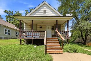 2202 Wood Avenue, Kansas City, KS 66104