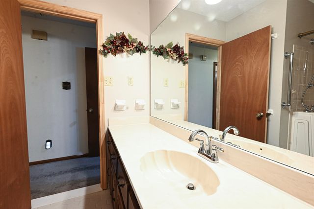 3275 ALTRURIA RD, Bartlett, TN 38134