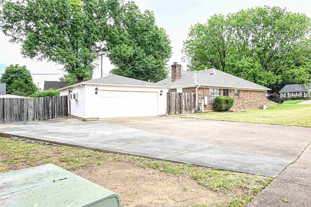 3275 ALTRURIA RD, Bartlett, TN 38134