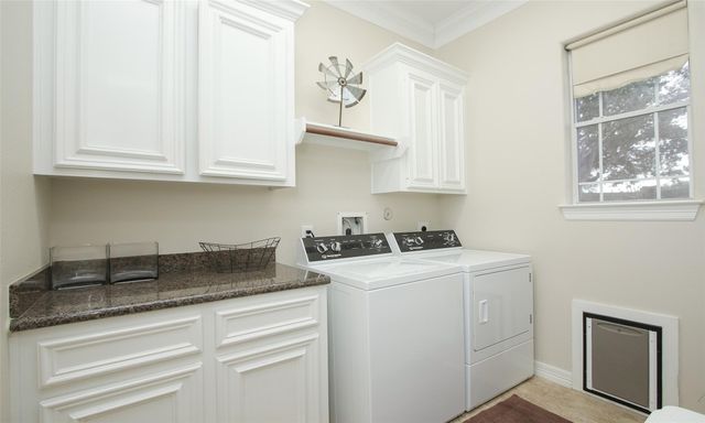 1525 Briar Bend, Friendswood, TX 77546