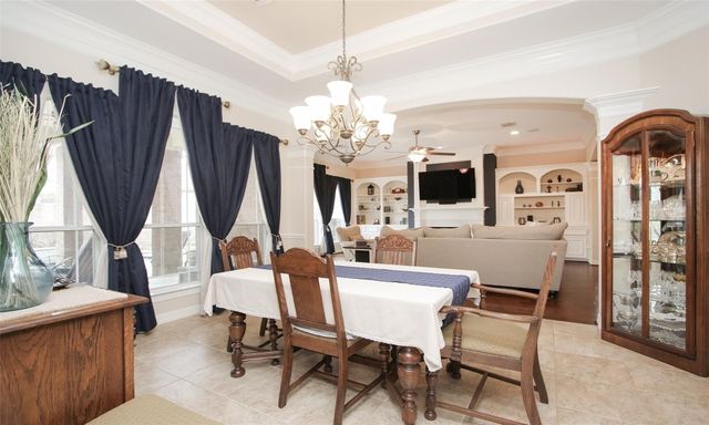 1525 Briar Bend, Friendswood, TX 77546