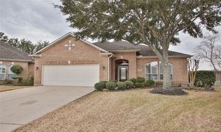 1525 Briar Bend, Friendswood, TX 77546