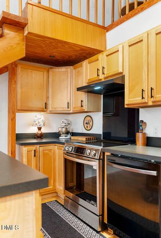 700 Market Street Unit 207, Chapel Hill, NC 27516