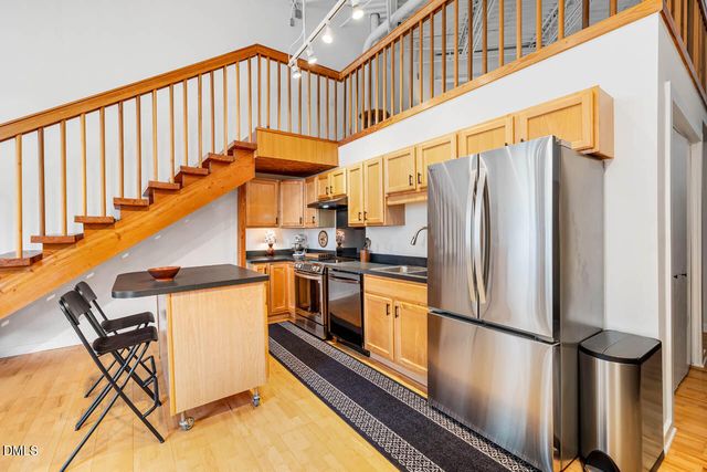 700 Market Street Unit 207, Chapel Hill, NC 27516