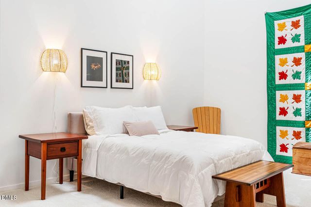 700 Market Street Unit 207, Chapel Hill, NC 27516