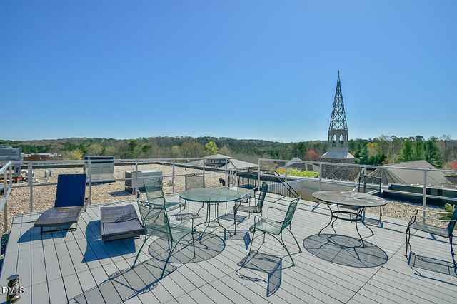 700 Market Street Unit 207, Chapel Hill, NC 27516