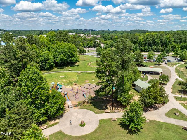 700 Market Street Unit 207, Chapel Hill, NC 27516