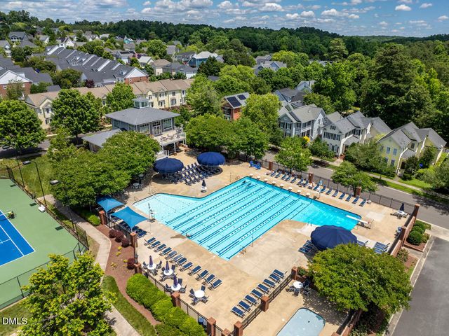 700 Market Street Unit 207, Chapel Hill, NC 27516
