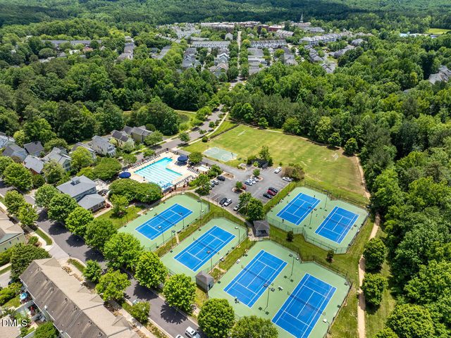700 Market Street Unit 207, Chapel Hill, NC 27516