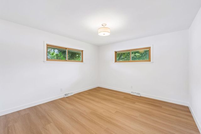6 Mission Lane, Bloomington, MN 55420