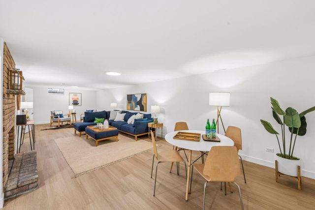 6 Mission Lane, Bloomington, MN 55420