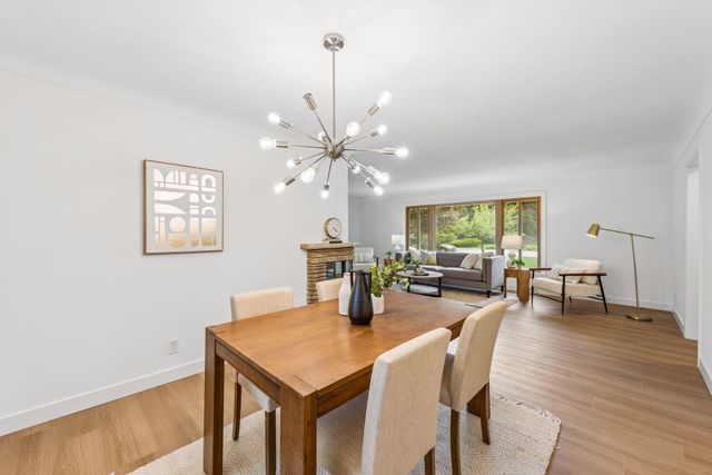 6 Mission Lane, Bloomington, MN 55420