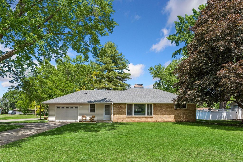 6 Mission Lane, Bloomington, MN 55420 — photo 4