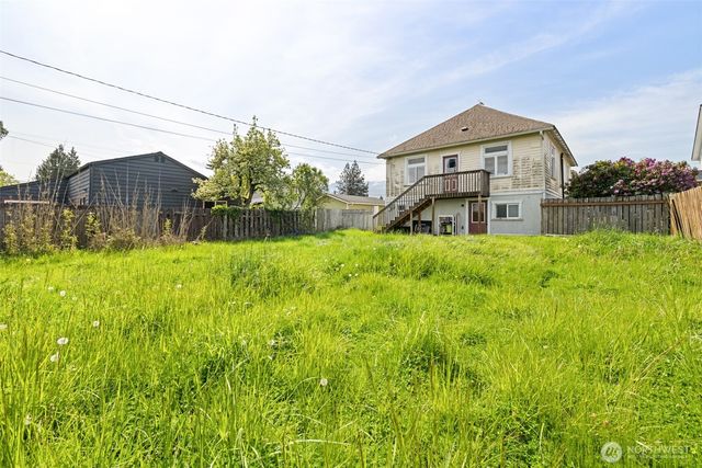 509 W 7th Street, Port Angeles, WA 98363