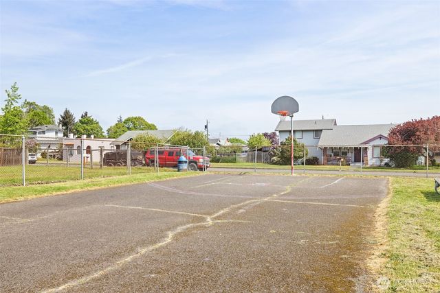 509 W 7th Street, Port Angeles, WA 98363