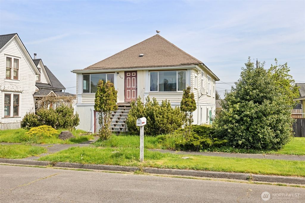509 W 7th Street, Port Angeles, WA 98363