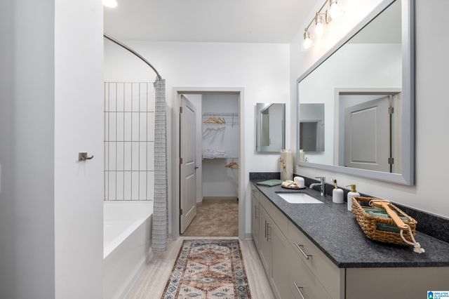 3090 HIGHWAY 280, Birmingham, AL 35223