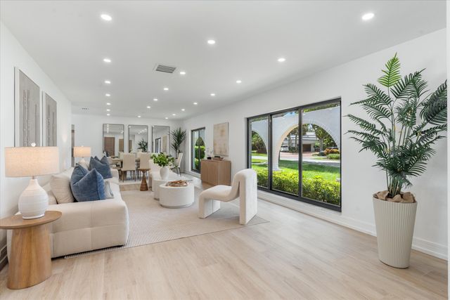 6749 S Grande Drive, Boca Raton, FL 33433