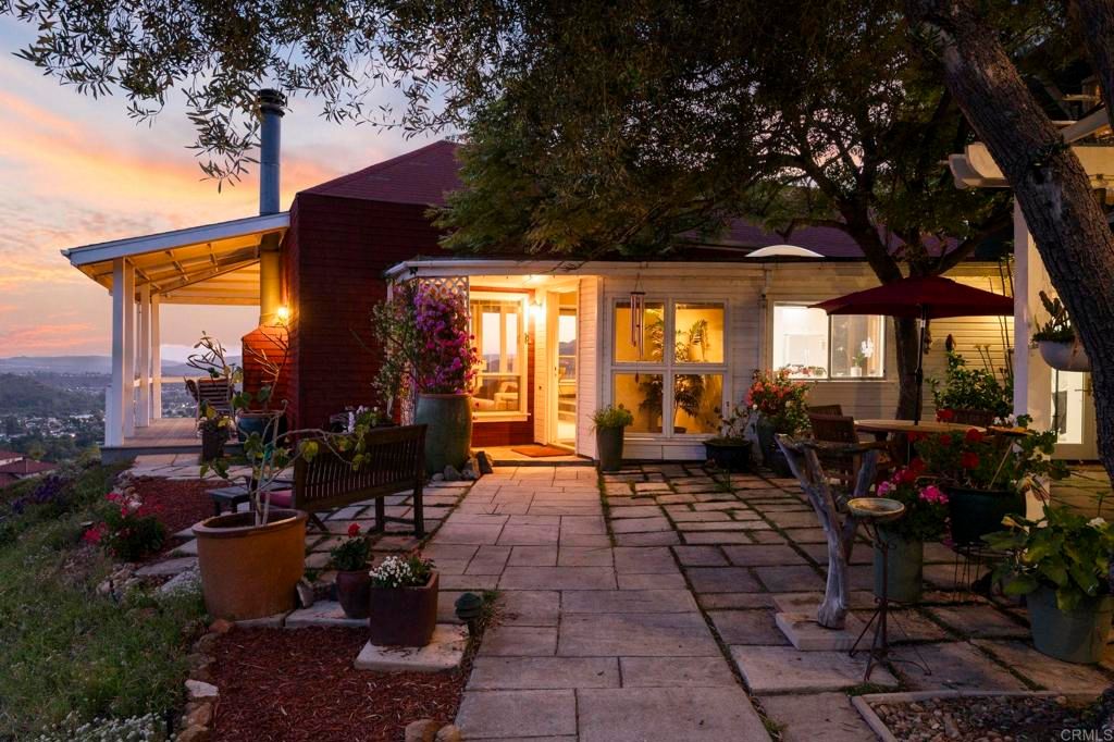 14645 High Valley Road, Poway, CA 92064