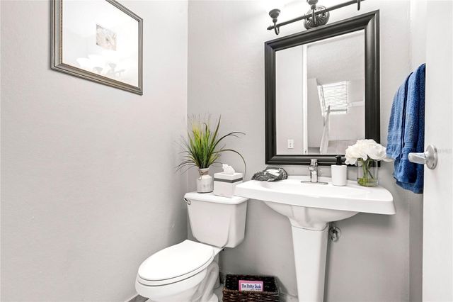 6006 VIA DEL PALMAR, Toa Baja, PR 00951