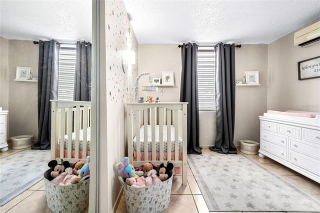 6006 VIA DEL PALMAR, Toa Baja, PR 00951