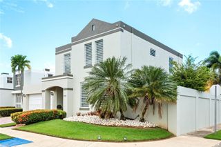 6006 VIA DEL PALMAR, Toa Baja, PR 00951