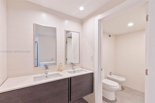 2301 Collins Ave 507, Miami Beach, FL 33139