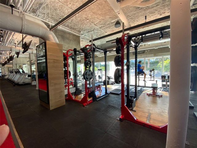 2301 Collins Ave 507, Miami Beach, FL 33139