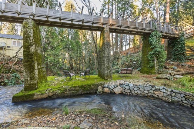 317 S Pine St, Nevada City, CA 95959