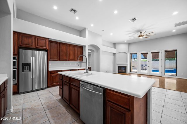 3002 N 50th Street, Phoenix, AZ 85018