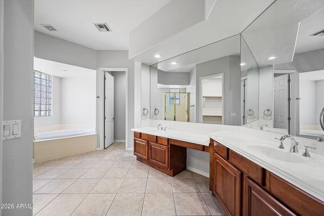 3002 N 50th Street, Phoenix, AZ 85018