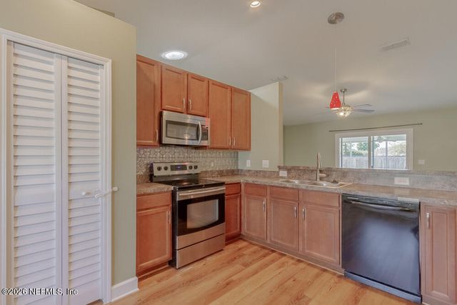 13293 CURRITUCK Drive N, Jacksonville, FL 32225