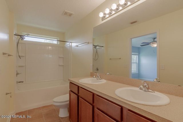 13293 CURRITUCK Drive N, Jacksonville, FL 32225