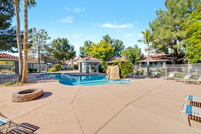 2929 W YORKSHIRE Drive 1110, Phoenix, AZ 85027