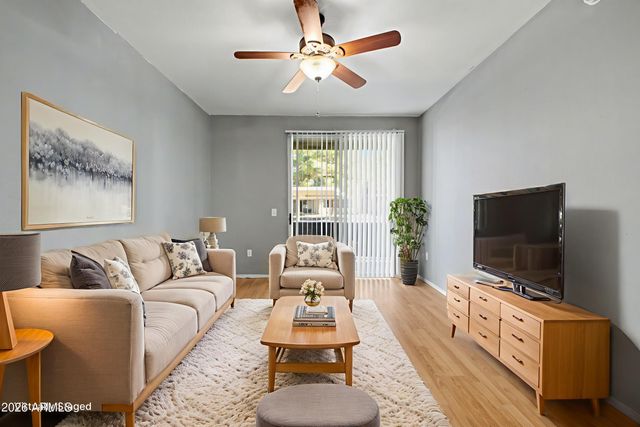 2929 W YORKSHIRE Drive 1110, Phoenix, AZ 85027