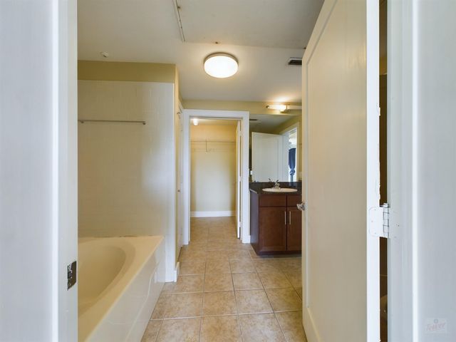 3016 Guadalupe ST 217, Austin, TX 78705